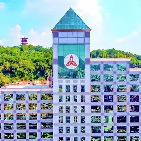 Fenggang Gladden Hotel Tiantangwei Exterior foto